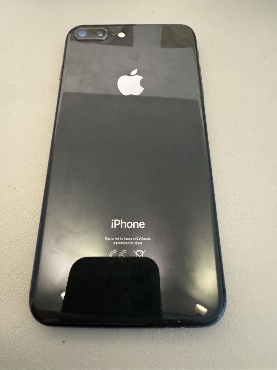 Apple Telefoni cellulari / Smartphones: iPhone 8 Plus – Difettoso da Adliswil venduto da Busys 1