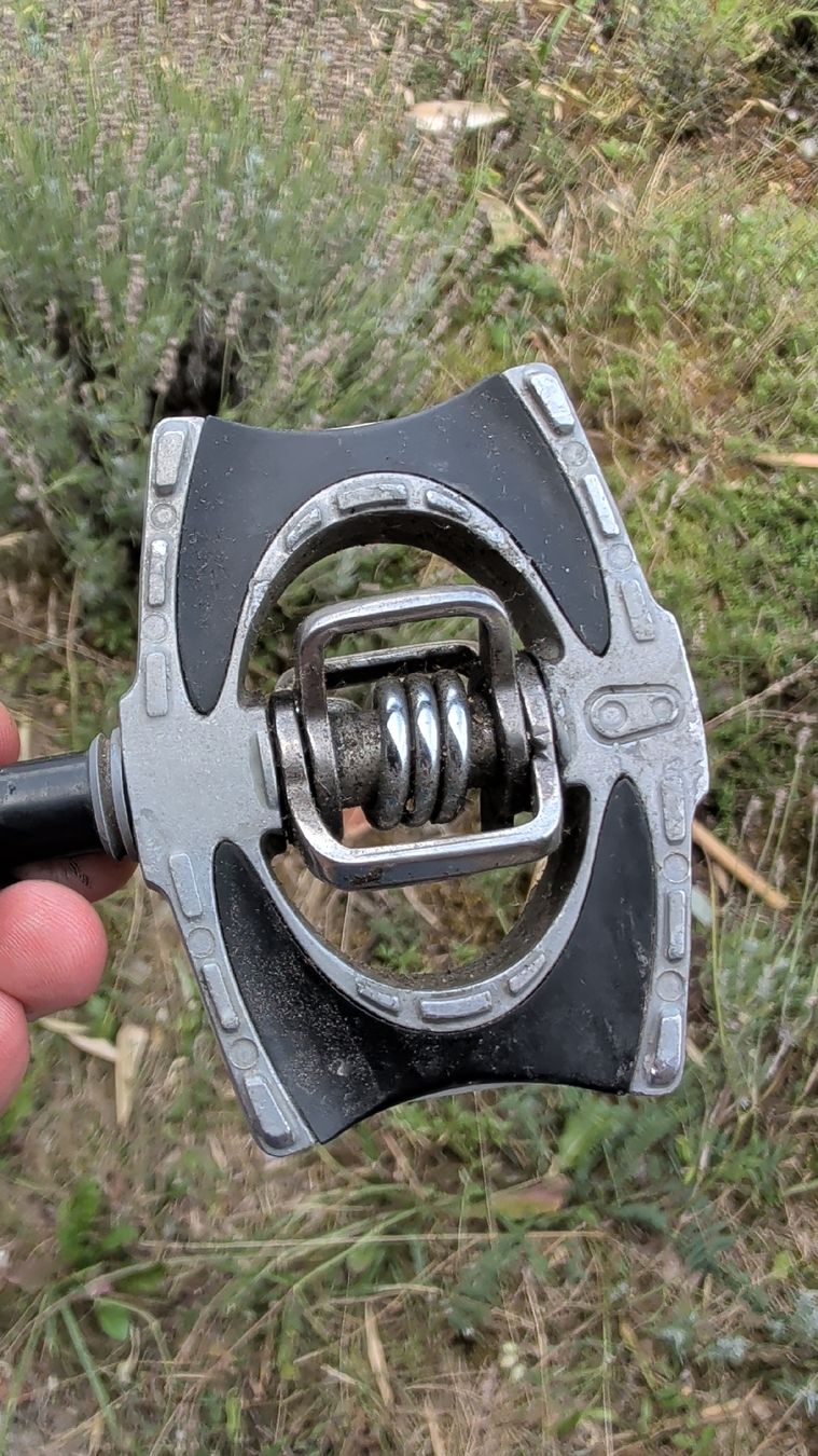 Pièces détachées: Crankbrothers Pedale mit cleats – D'occasion à Ins par Chusi0 1