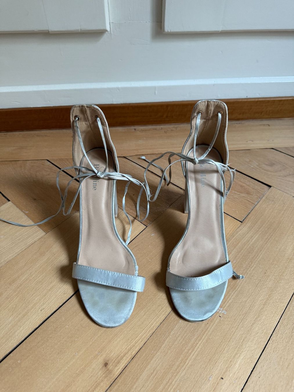 Scarpe da donna: BE MINE - High Heels Sandale silbern 39 – Usato da Zürich venduto da Diazaio 1