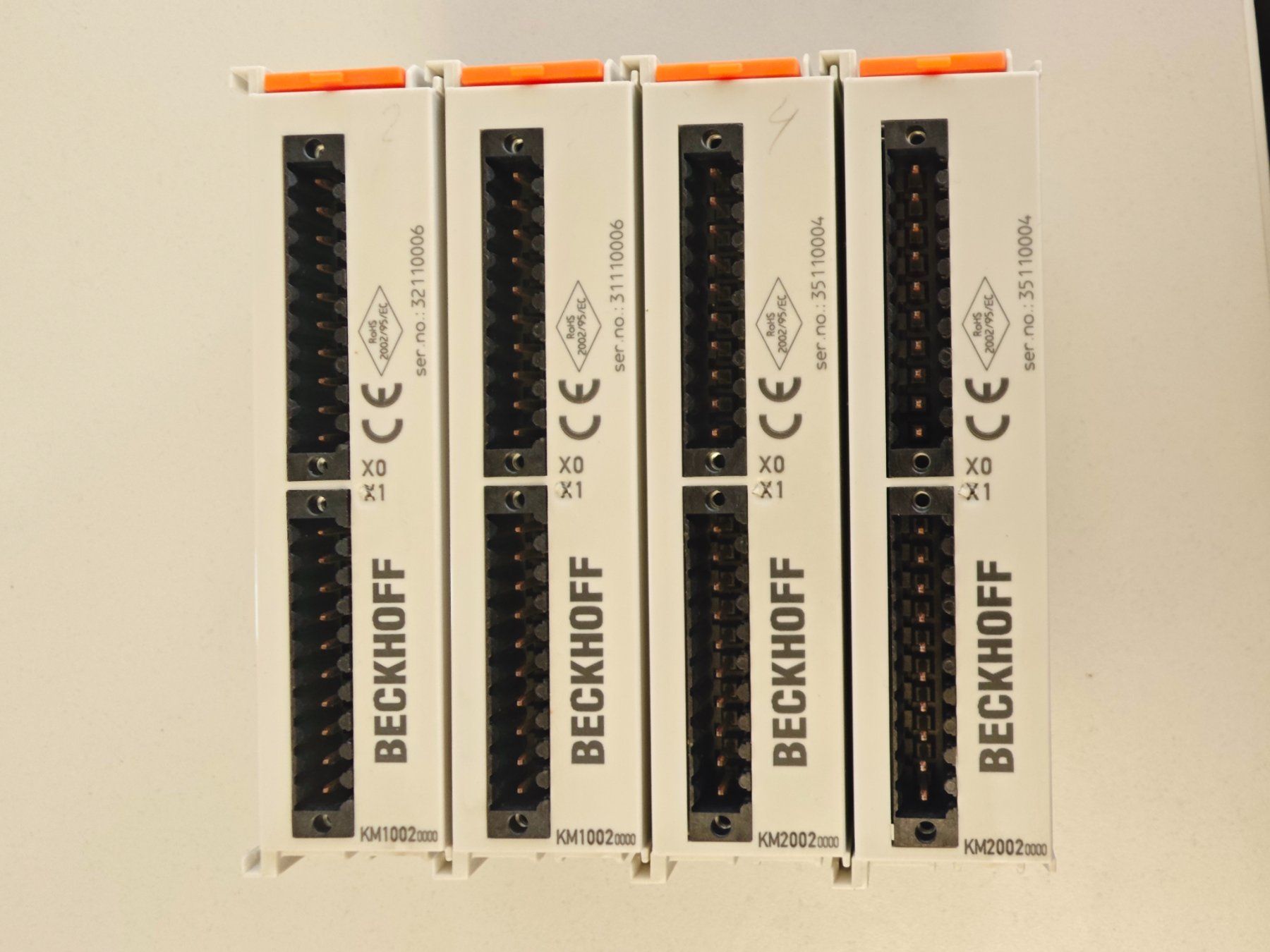 Componenti elettronici: Beckhoff Busklemmen-Set KM1002 / KM2002 – Usato da Vorderthal venduto da eierchopf