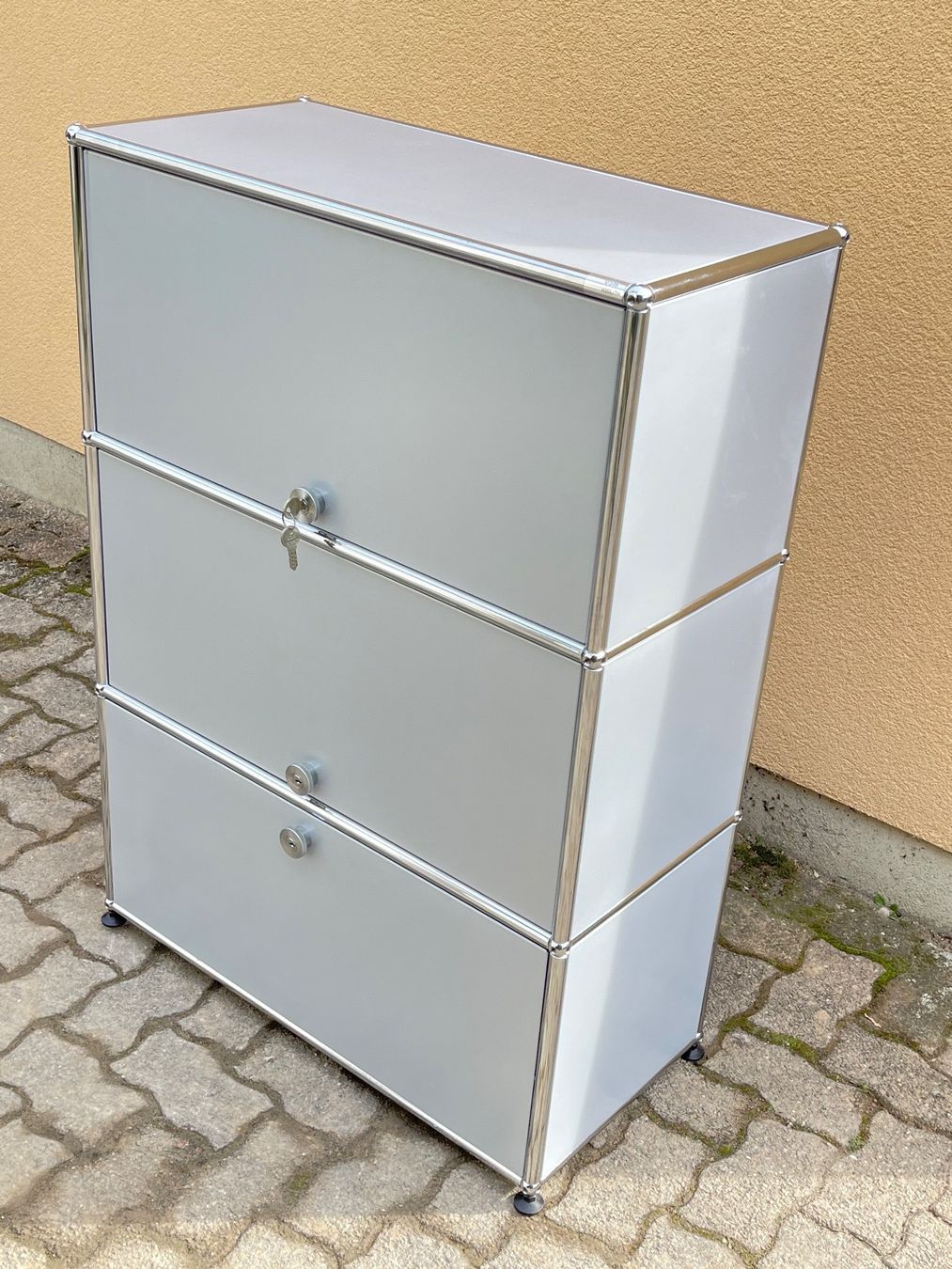 USM Commodes: USM Haller 1X3 Sideboard Mattsilber – D'occasion à Dietikon par Kumar_Occasionen 1