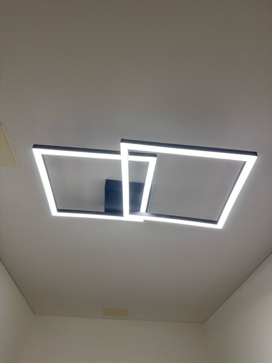 Kronleuchter & Deckenlampen: 2x Deckenleuchte modern quadratisch neuwertig – Gebraucht aus Herisau von Sale444 1