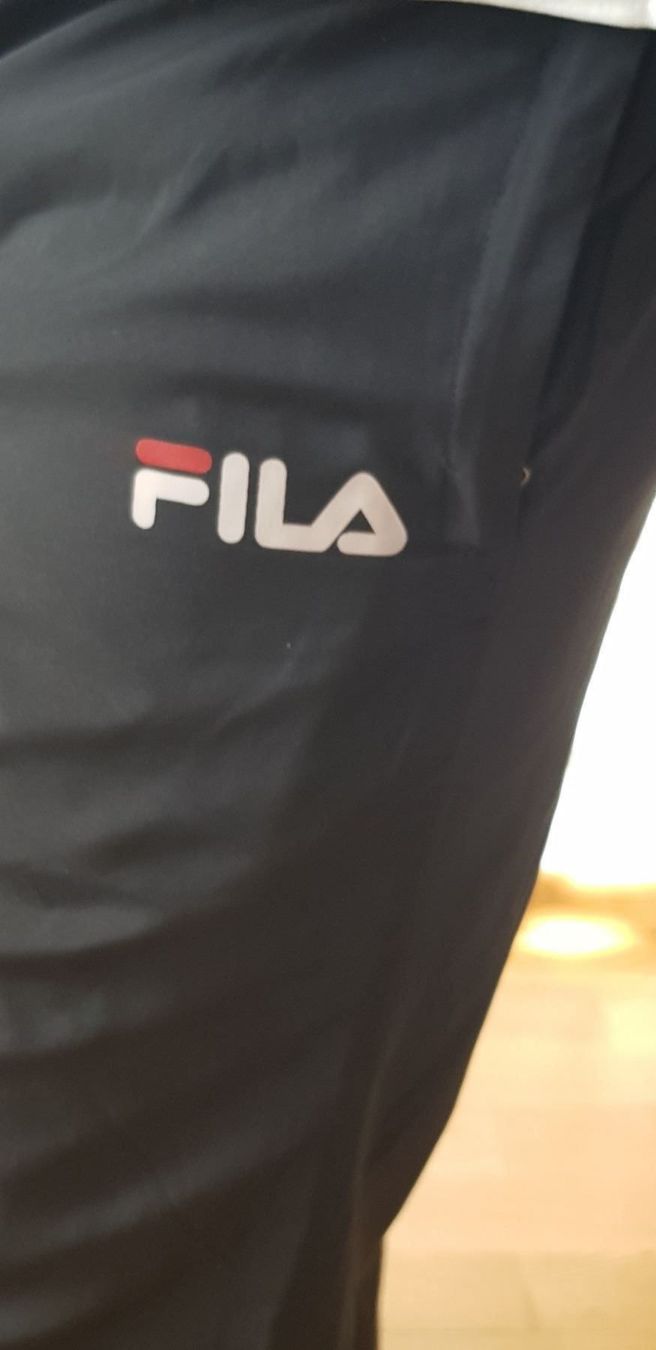 Pantaloni: Fila Sporthosen Gr L – Usato da Morens FR venduto da Kiscica 5
