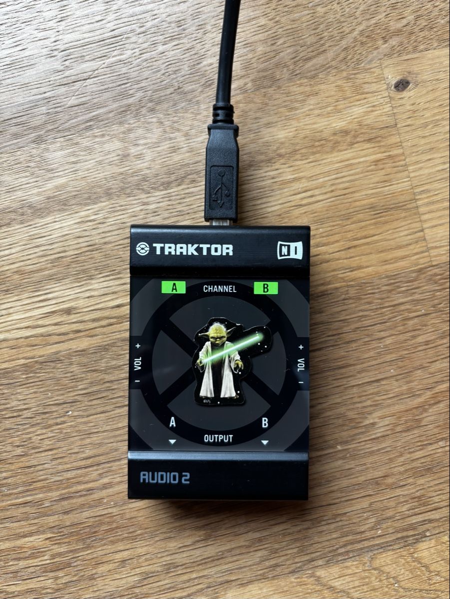 Traktor Equipement studio: Traktor Audio 2 HW USB Interface – Neuf (Voir description) à Zürich par SteveH. 3