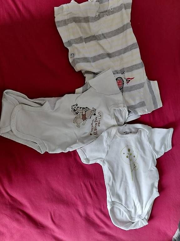 Sous-vêtements: 8 Bodys gr. 50/56 – D'occasion à Ostermundigen par deb1deb1 2