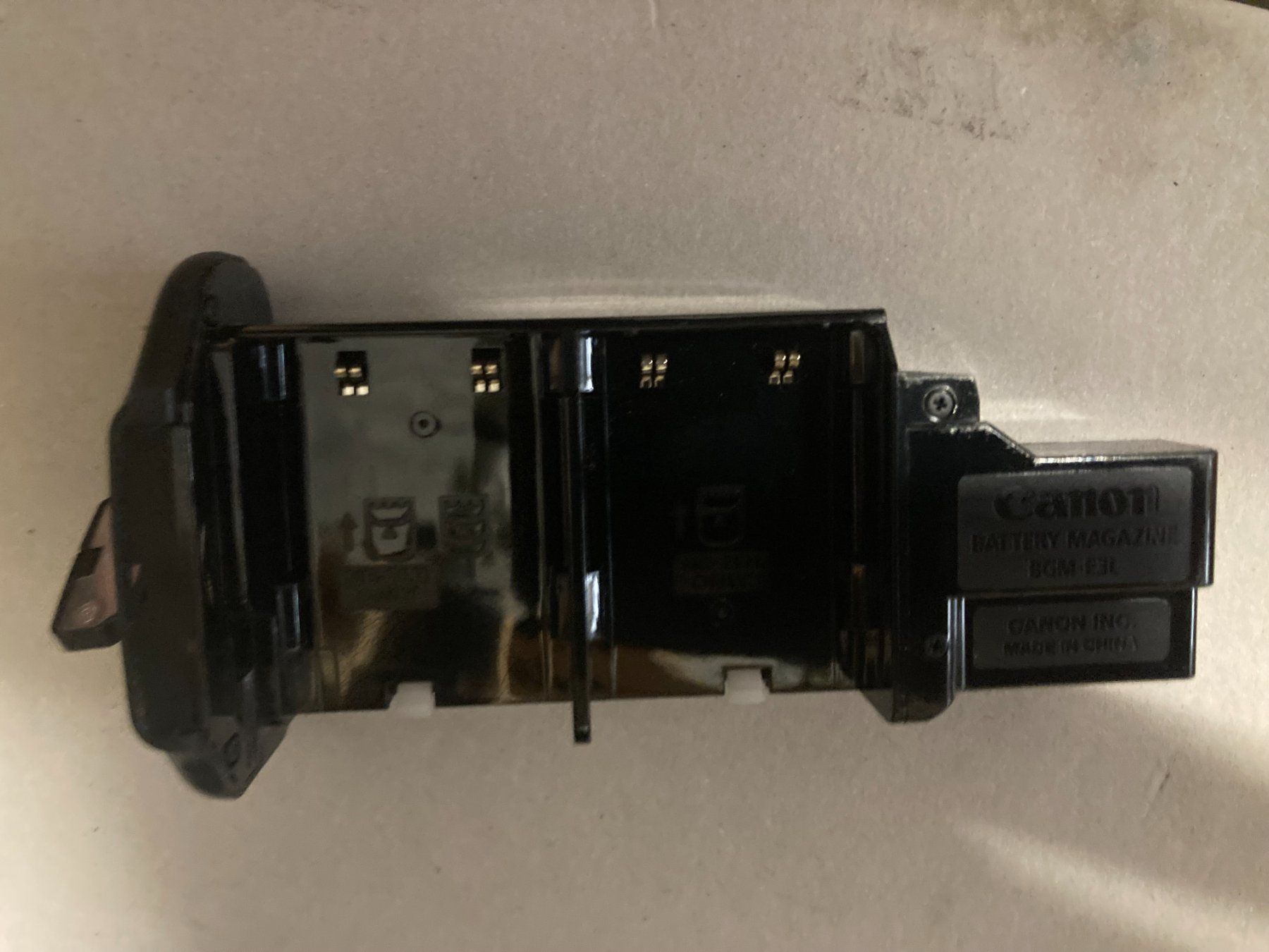 Batterie: CANON Battery Grip BG- E3 – Usato da Filzbach venduto da Sugi7 4