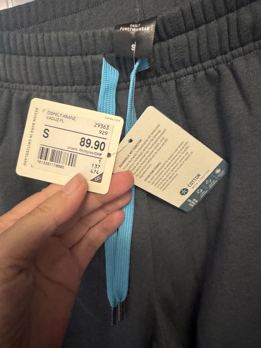 Calida Pantaloni: Calida Jogginghose Grösse S mit Etikett – Nuovo e nell'imballaggio originale da zürich venduto da dalia06 2
