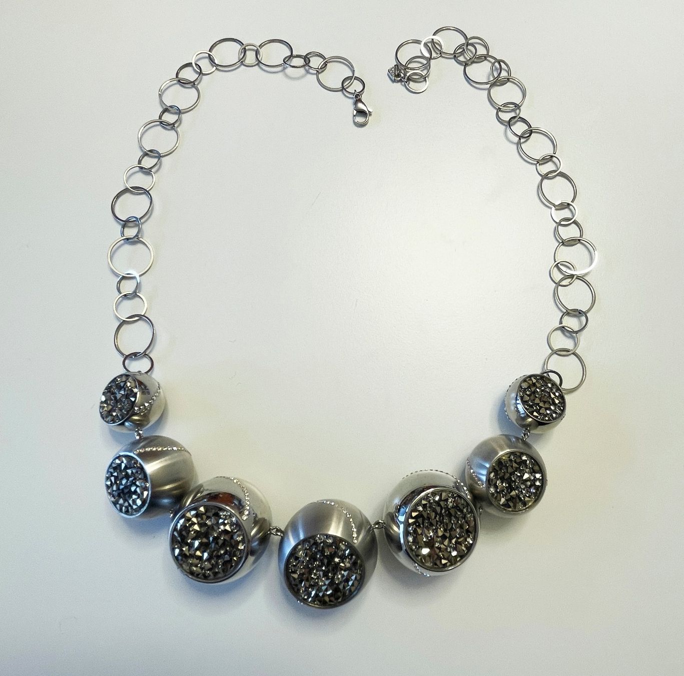 Swarovski Catenine: Kette von Swarovski – Usato da Chur venduto da elifor