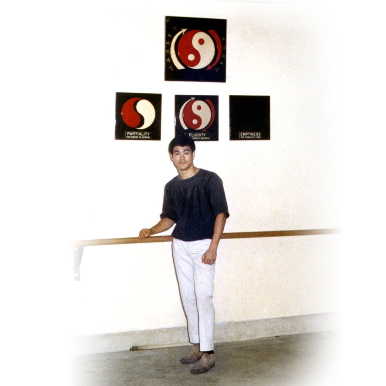 Foto & Immagini: Core Symbol / Bruce Lee - Jeet Kune Do – Nuovo e nell'imballaggio originale da Burgdorf venduto da Galvados 1