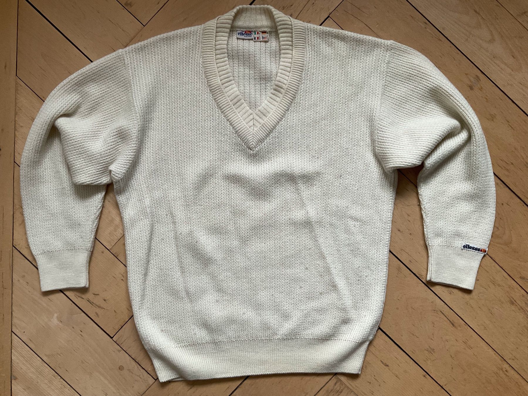 Ellesse Maglioni & Felpe: Original Vintage 80s Ellesse Tennis Pullover – Usato da Zürich venduto da vintage_street_style