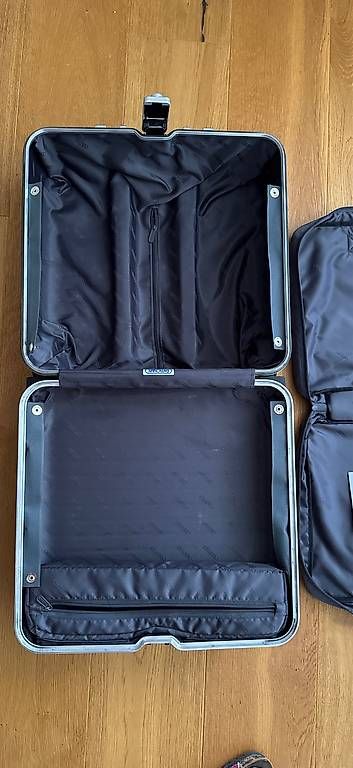 Altro in Aeronautica: Rimowa Business Trolly – Usato da Zürich venduto da Mari123 4