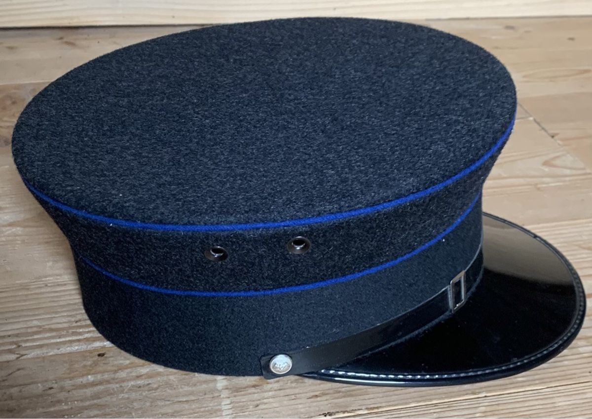 SBB/CFF/FFS Chapeaux, bonnets & casquettes: Uniformmütze der Bahn – D'occasion à Goldingen par Bergler012 3