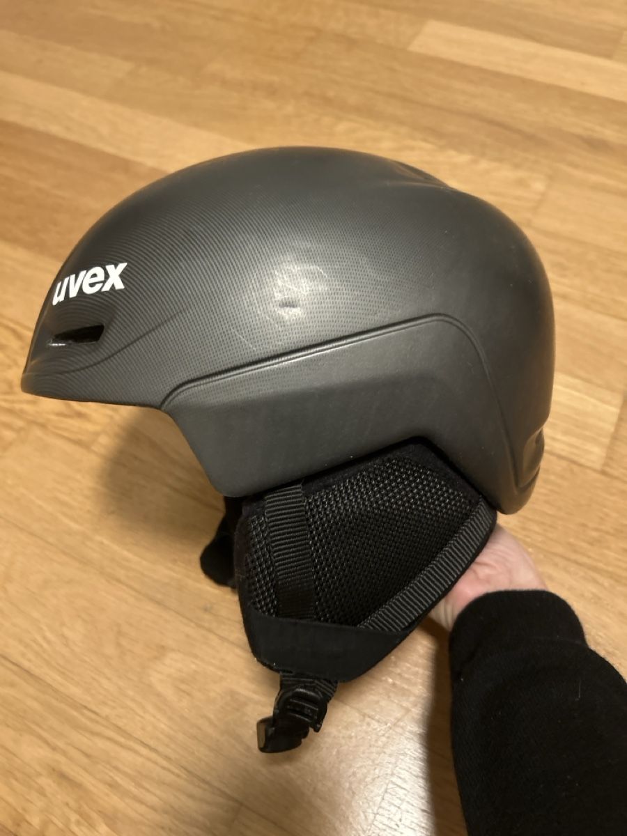 Skis: Uvex ski helmet 52-55 – D'occasion à Adliswil par mollymoo