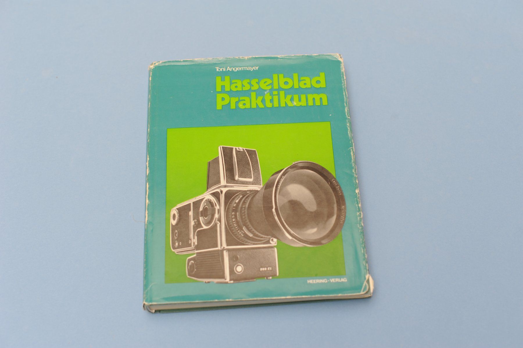 Hasselblad Fotocamera: Toni Angermayer: Hasselblad Praktikum – Usato da Zürich venduto da Prathama