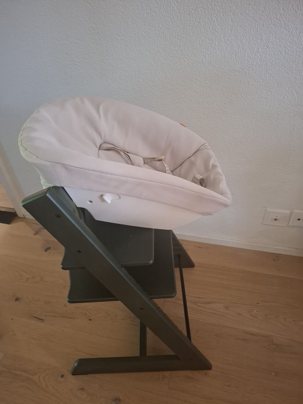 Stokke Chaises hautes: Tripp Trapp Stokke Newborn Set – D'occasion à Oberengstringen par Pepper6 1
