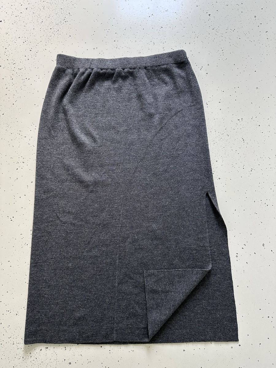 Gonne: Maxi Strickrock Grau mit Beinschlitz 44 – Nuovo (secondo la descrizione) da Walzenhausen venduto da Zaisan 1