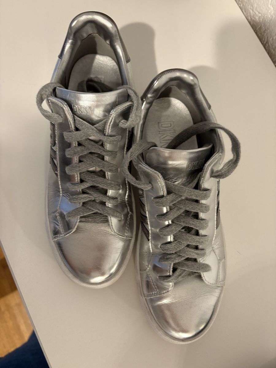 DKNY Scarpe da uomo: Sneaker DKNY Silver – Usato da Bülach venduto da kittygismo 2