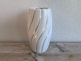 Vase en céramique blanc et doré