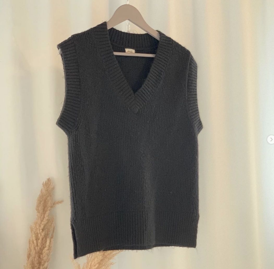 Pimkie Gilets & Westen: Schwarze Strickweste von Pimkie grösse S – Gebraucht aus Zürich von Mrstm4 1