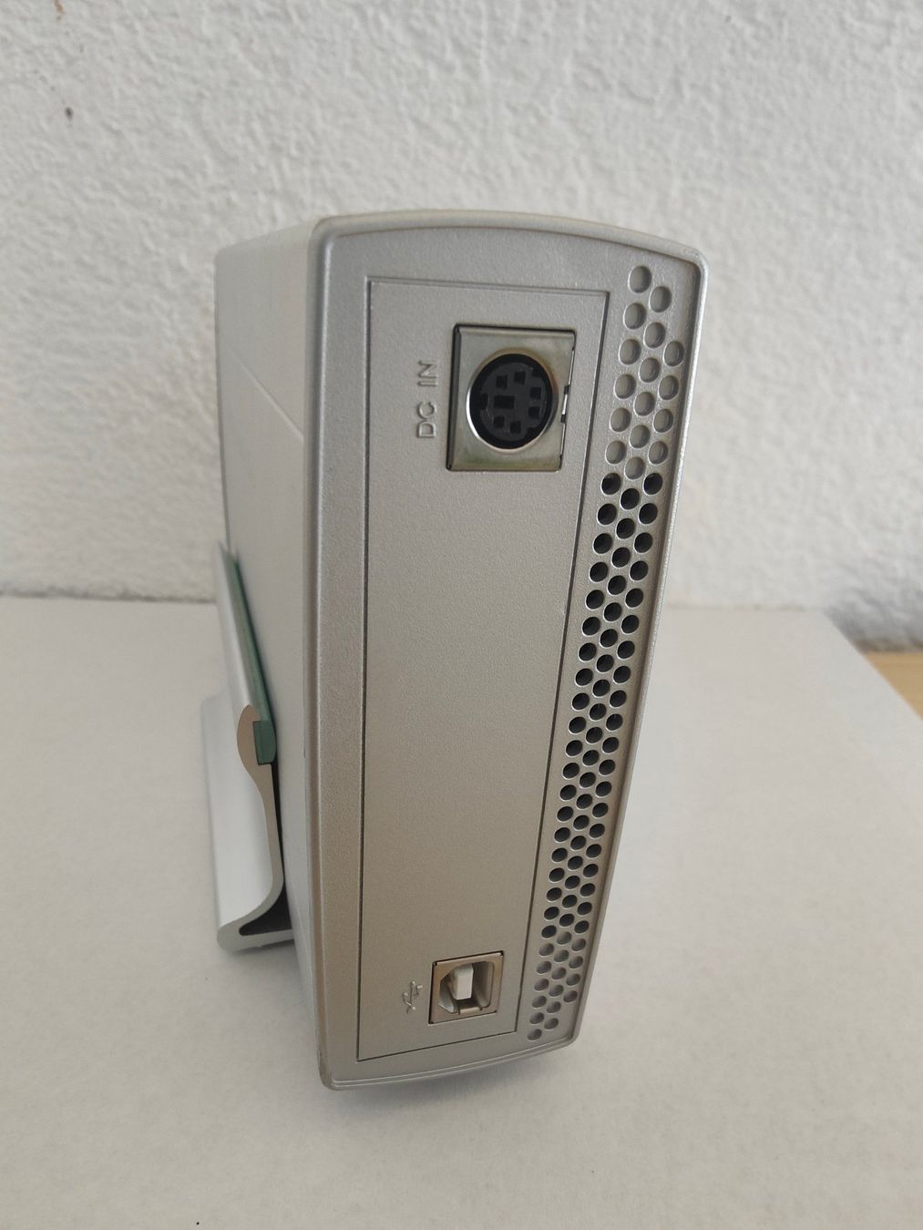 Dischi rigidi: Pyrogate X-Case 3,5 Hard Disk & Maxtor Hard Disk 200 GB – Usato da Wetzikon ZH venduto da Matrixx7 6