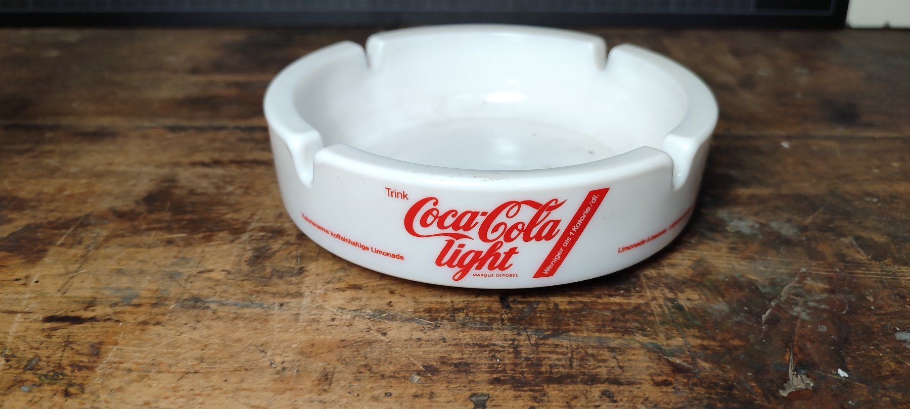 Coca-Cola Portacenere: Wunderschöner COCA COLA Aschenbecher  und Flaschenöffner – Usato da Gelterkinden venduto da MYSTOREFORYOU4460 3