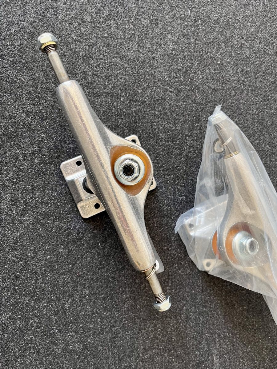 Indiana Skateboards: Intependent Trucks, 144, Stage 11, Standard – Nuovo e nell'imballaggio originale da Kilchberg ZH venduto da LittleMissSunshine 4