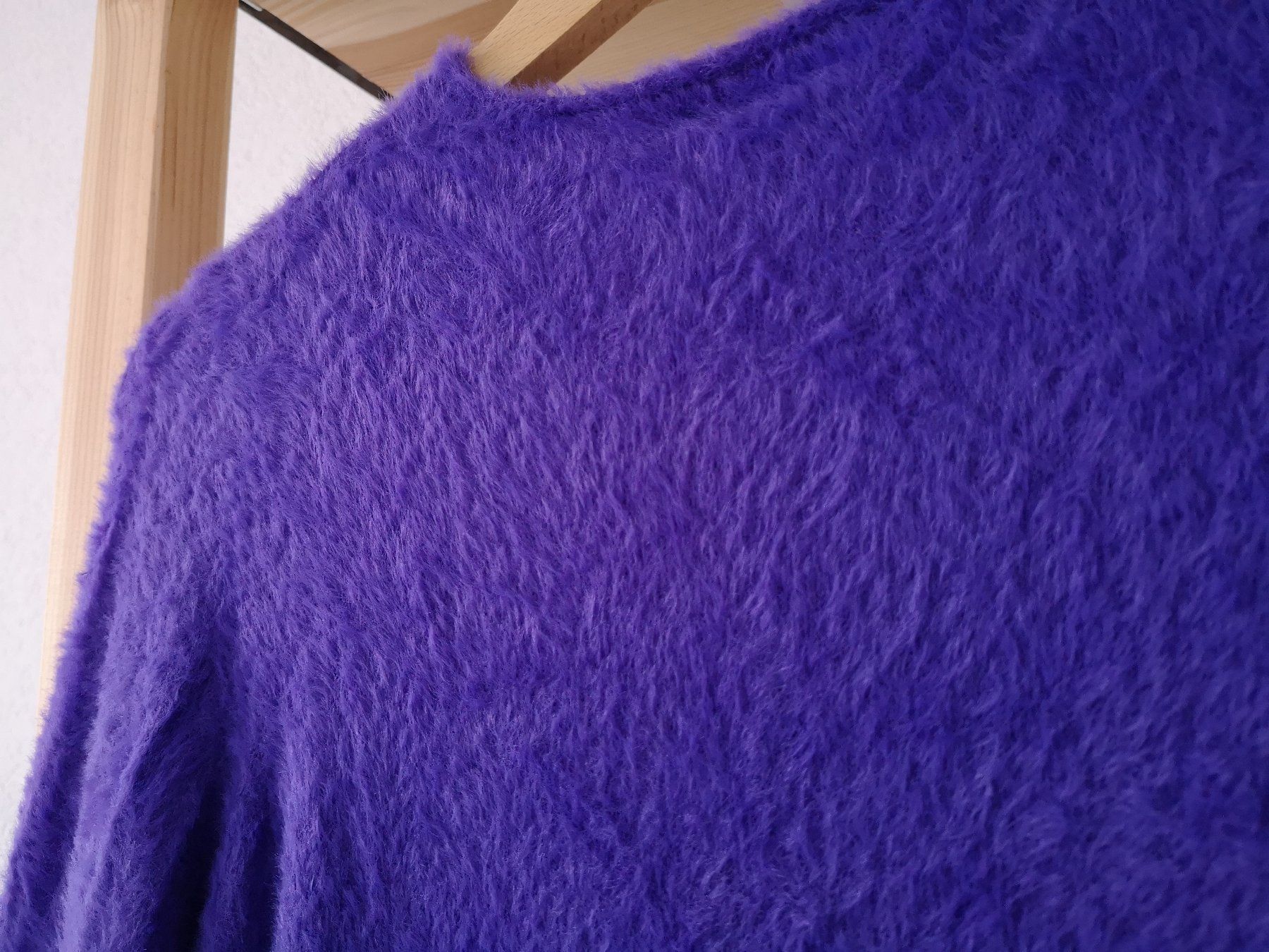 Marc Cain Maglioni & Felpe: MARC CAIN flauschiger Angora Pulli Gr. S lila – Nuovo (secondo la descrizione) da Münsingen venduto da Nik_und_Kat 2