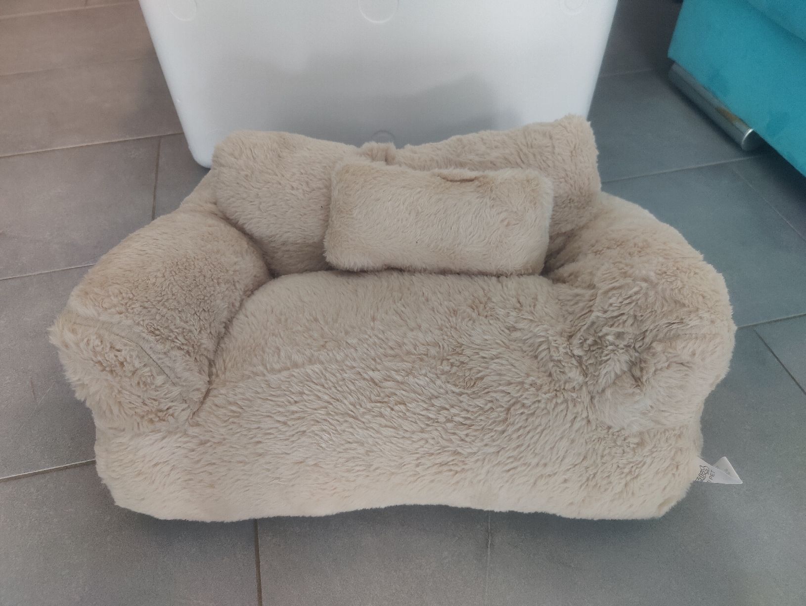 Liege- & Schlafplätze: Hundesofa Katzensofa – Gebraucht aus Zürich von Flohmingo