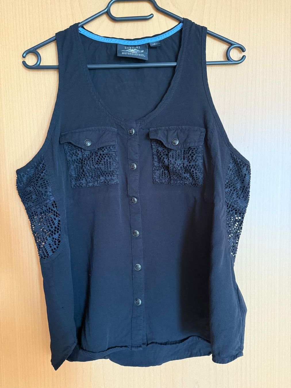 Harley-Davidson Chemisiers: Schicke Harley-Davidson Bluse/Tanktop Grösse L – Neuf (Voir description) à Auw par Francis07