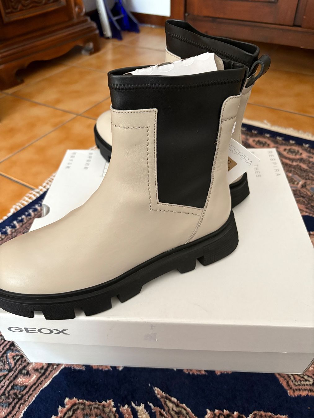 Geox Scarpe da donna: Stivaletti Geox – Nuovo e nell'imballaggio originale da Davesco soragno venduto da Gaby230 1