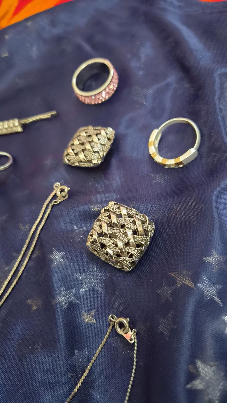 Altri gioielli: Schmuck Lot Ringe Ketten – Usato da Kölliken venduto da MissesBossTop1 4