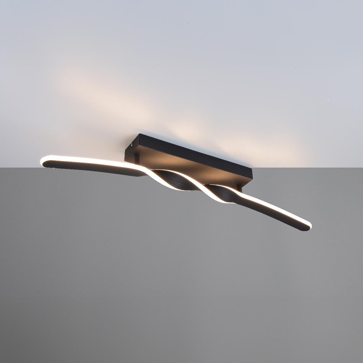 Kronleuchter & Deckenlampen: LED Deckenleuchte, Schwarz, 79 cm x 9 cm – Neu (gemäss Beschreibung) aus Kreuzlingen von Smart-Light