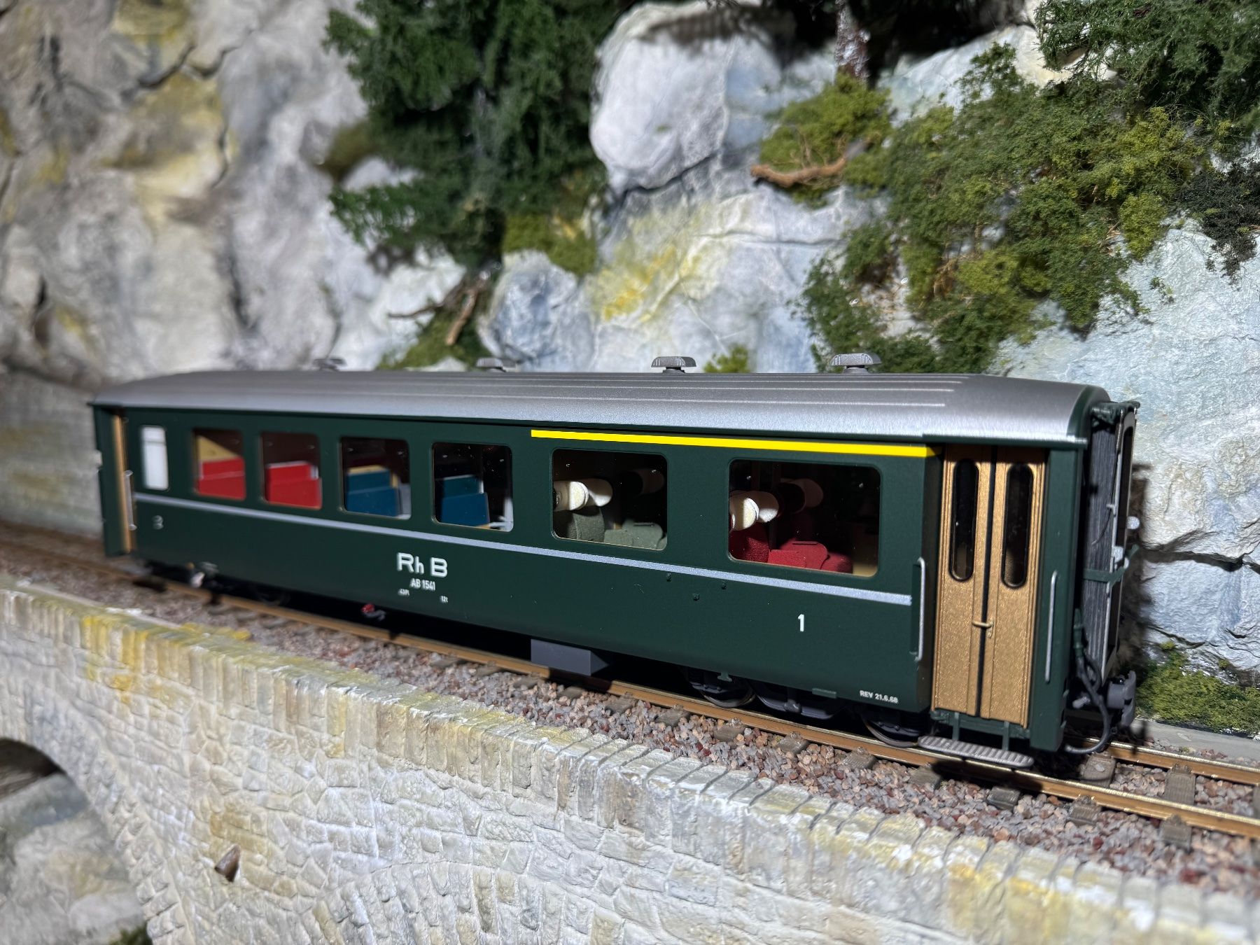 Modelleisenbahnen: Model Rail, Bernina- Wagen- Set, Om – Neu (gemäss Beschreibung) aus Krummenau von ferrotech 9