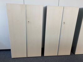 Büro-Schrank