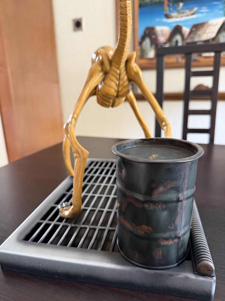 Sculture & Statue: Figurine Alien 3 dog bambi – Nuovo (secondo la descrizione) da le locle venduto da caryl 3