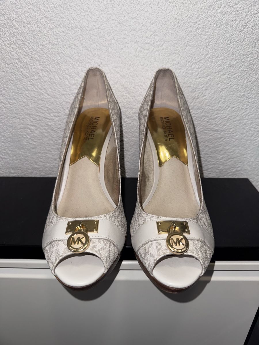 Michael Kors Scarpe da donna: Michael Kors Schuhe gr 39 – Usato da Weite venduto da Quarantino