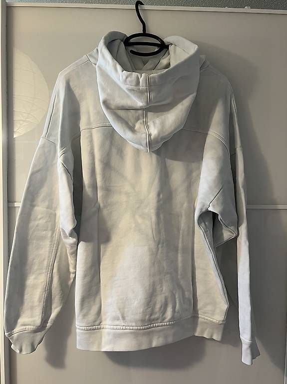 Maglioni & Felpe: Levis Hoody hellblau, weiss batik Muster Grösse S – Nuovo (secondo la descrizione) da Hochdorf venduto da lor_dk57 1