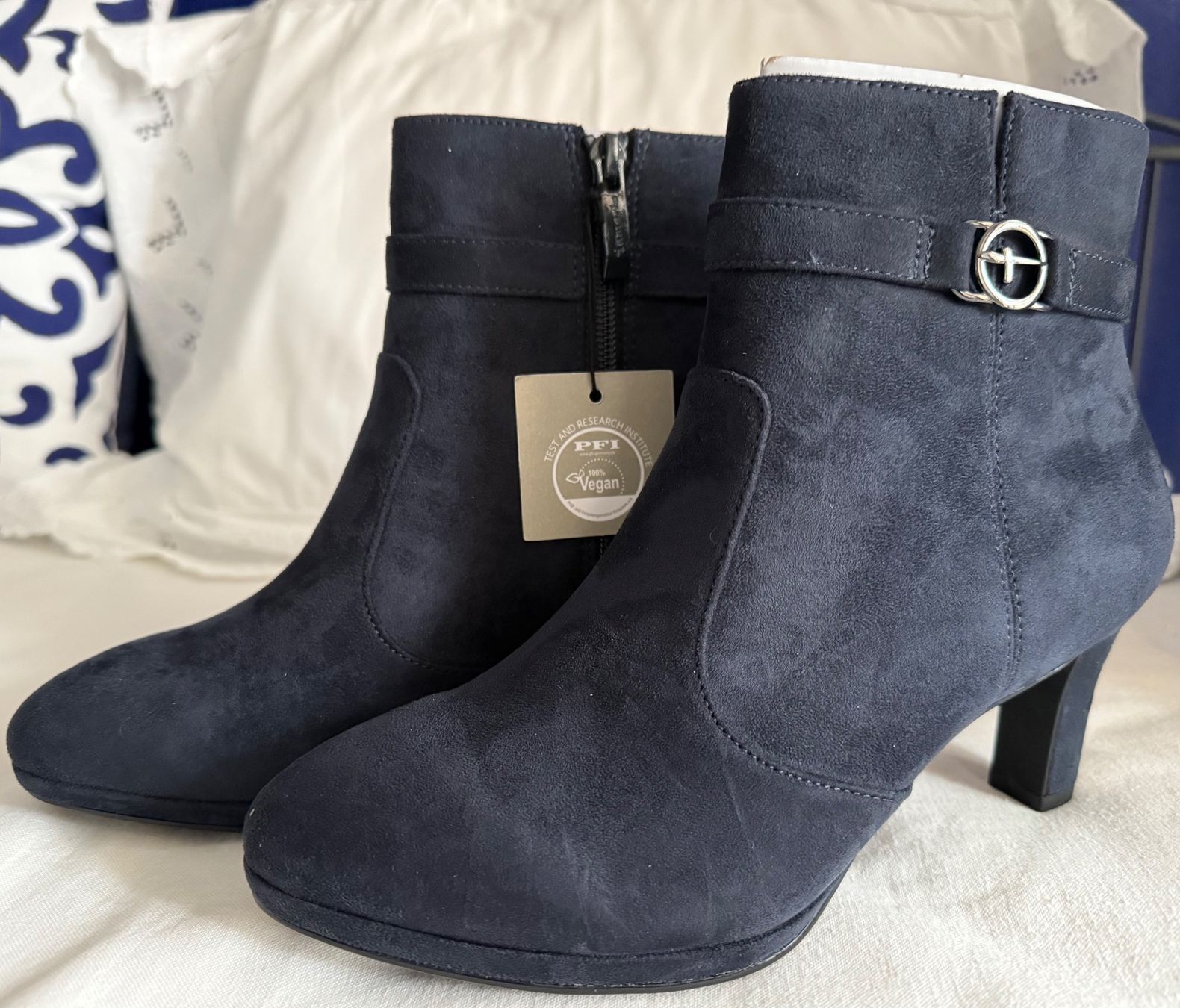 Tamaris Scarpe da donna: Tamaris Stiefeletten, dunkelblau, Gr. 37 – Nuovo e nell'imballaggio originale da Saanen venduto da aom01