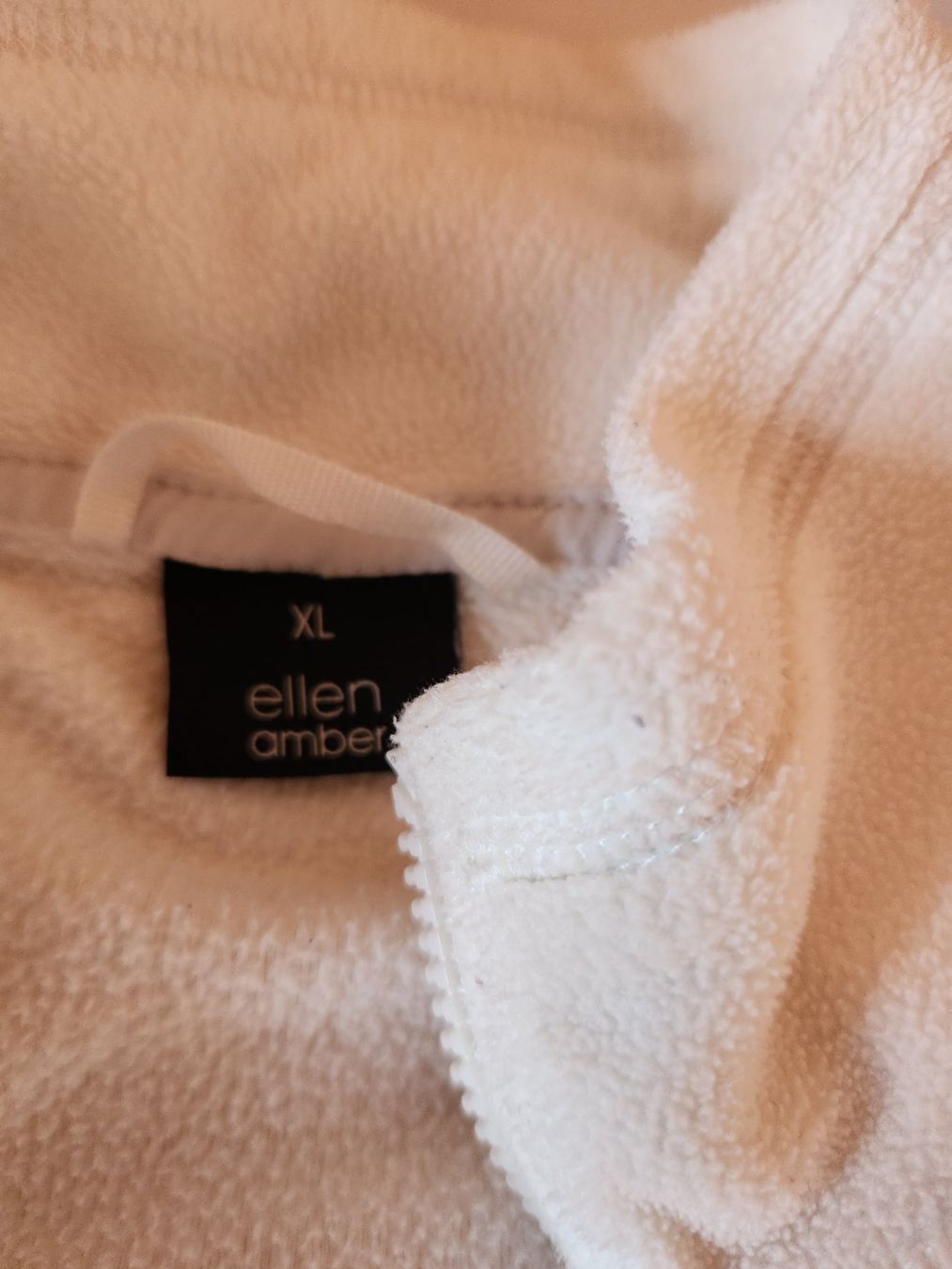 Ellen Amber Giacche: Flies Jacke Ellen Amber L weiss – Usato da Gstaad venduto da Meiel2020 7