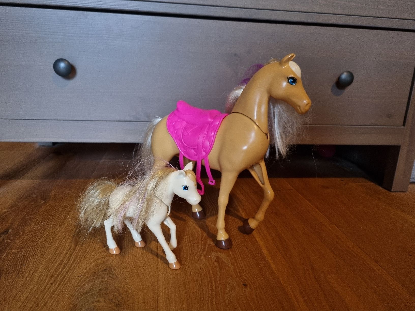 Giocattoli: chevaux barbie – Usato da Château-d'Oex venduto da mae_6pqm 1