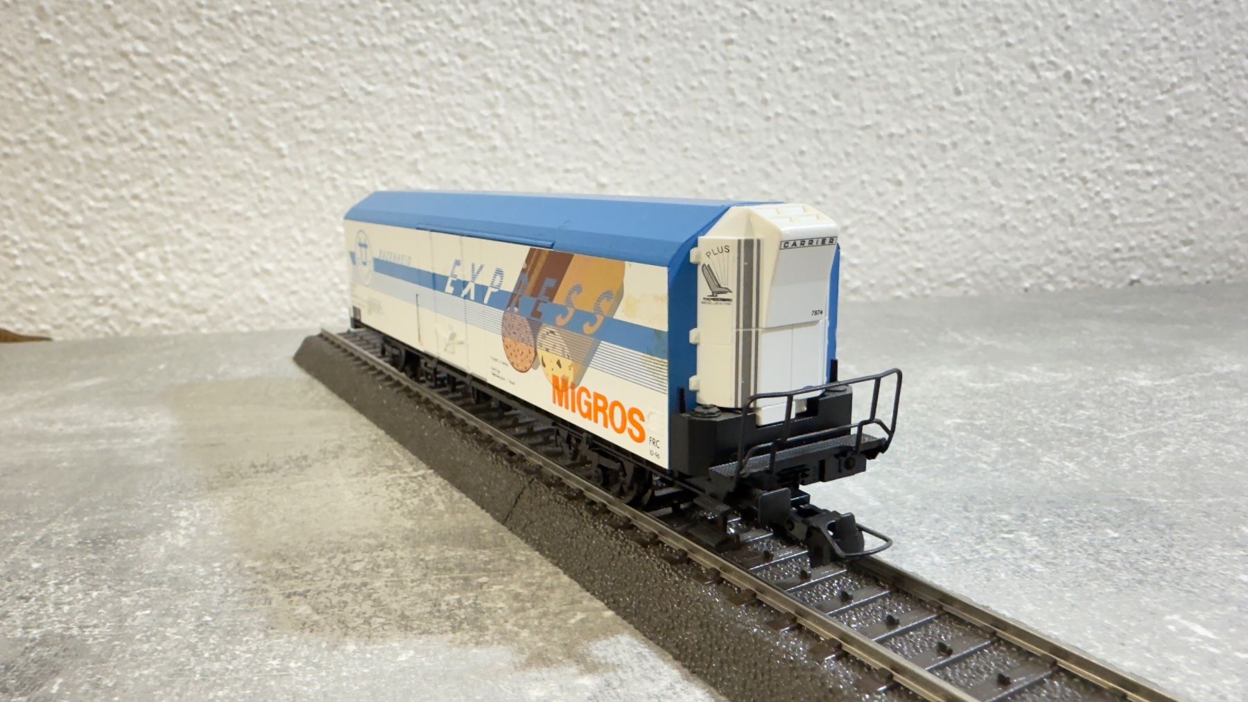 Roco Modellini di ferrovie: Roco Kühlwagen Migros H0 / DC – Usato da Schlieren venduto da rat_lq6b 7
