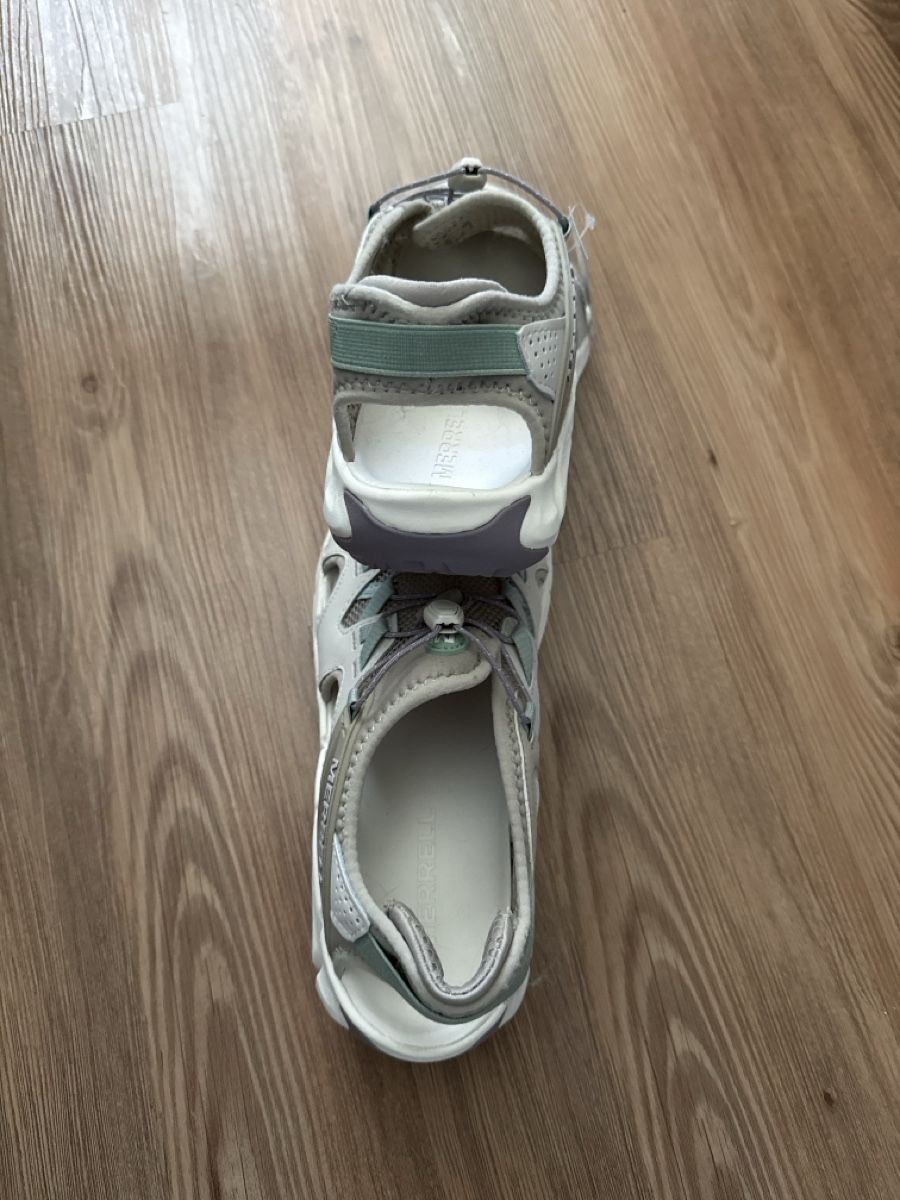 Scarpe da donna: Merrell Sandalen grau-weiss-mint  Gr 40 neu – Nuovo (secondo la descrizione) da Wädenswil venduto da Midas04 2