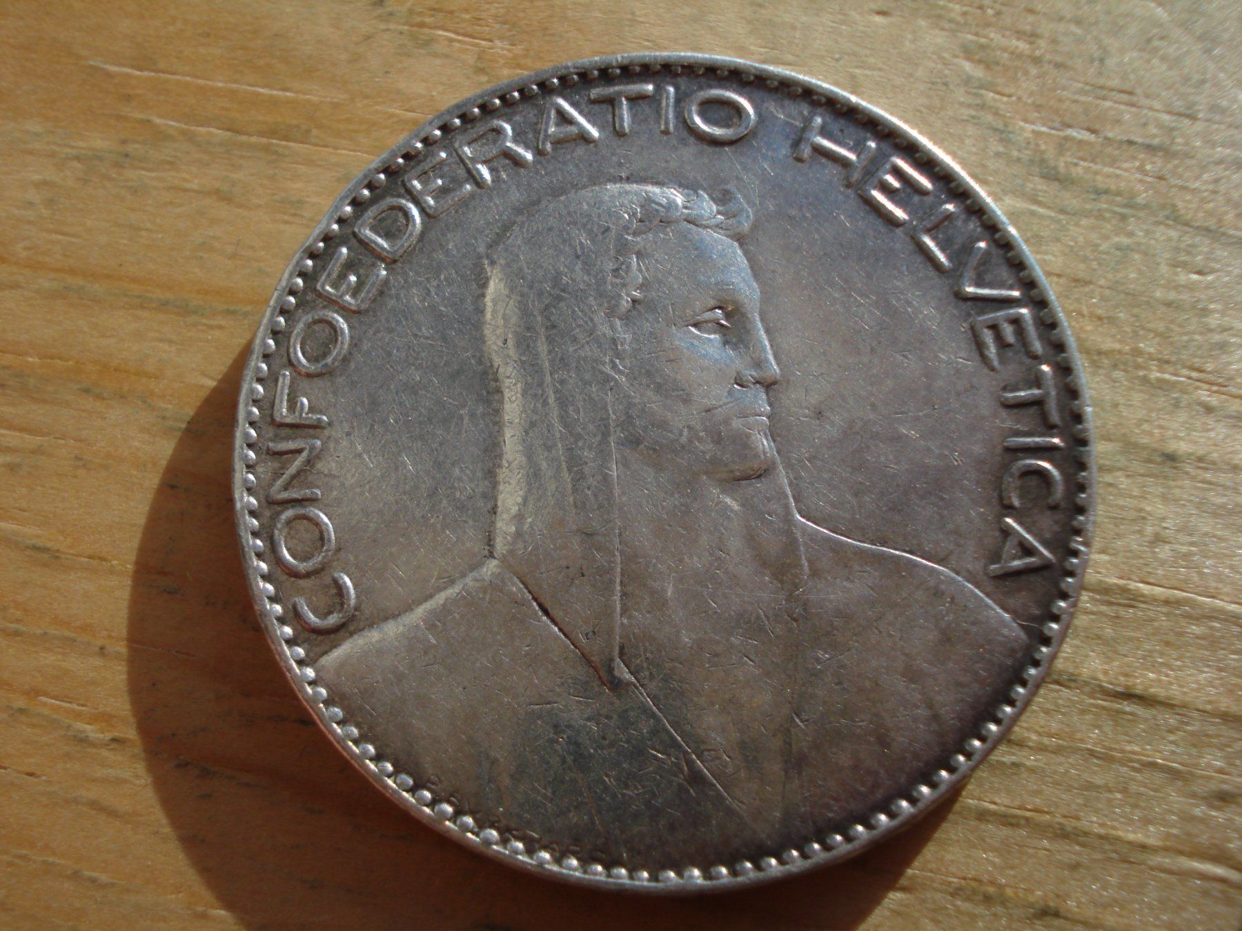 Tutti le monete: (S) 5 Franken 1922 – Usato da Erlach venduto da Net-Coins 1