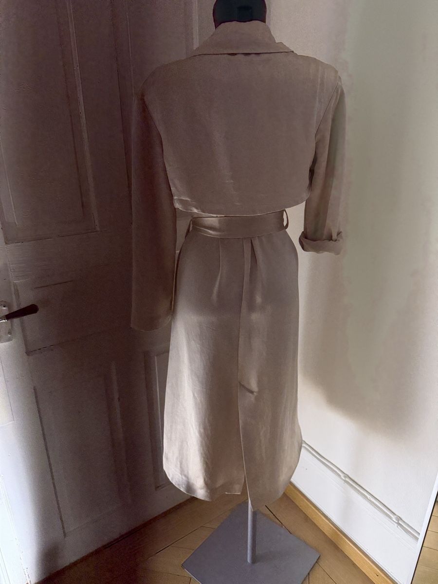 Zara Mäntel: SATIN TRENCH COAT XS – Gebraucht aus Baden von agora_newgeneration 4