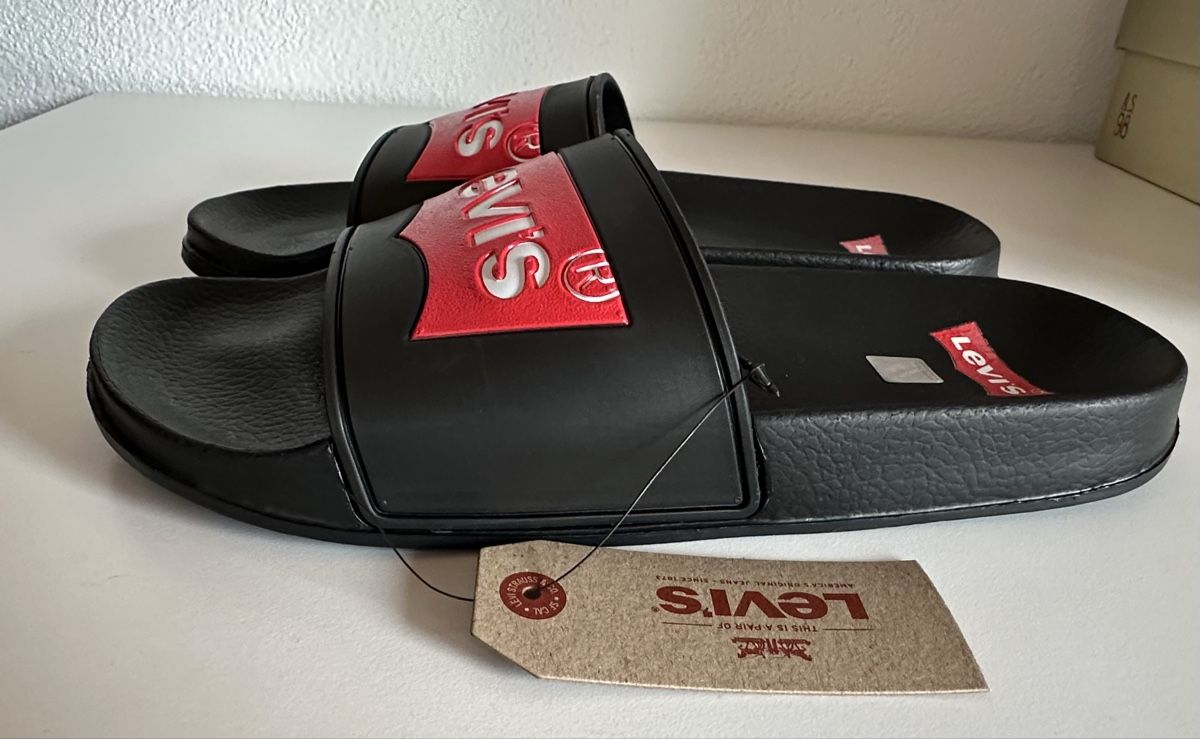 Levi's Herrenschuhe: Slide mules Levi’s **NUOVE** – Neu und originalverpackt aus Castel San Pietro von Moregi 1