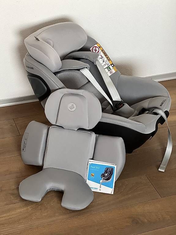 Auto-Kindersitze: Maxi-Cosi Pearl 360 inkl. Basisstation – Gebraucht aus Schmitten FR von mve_5hxz