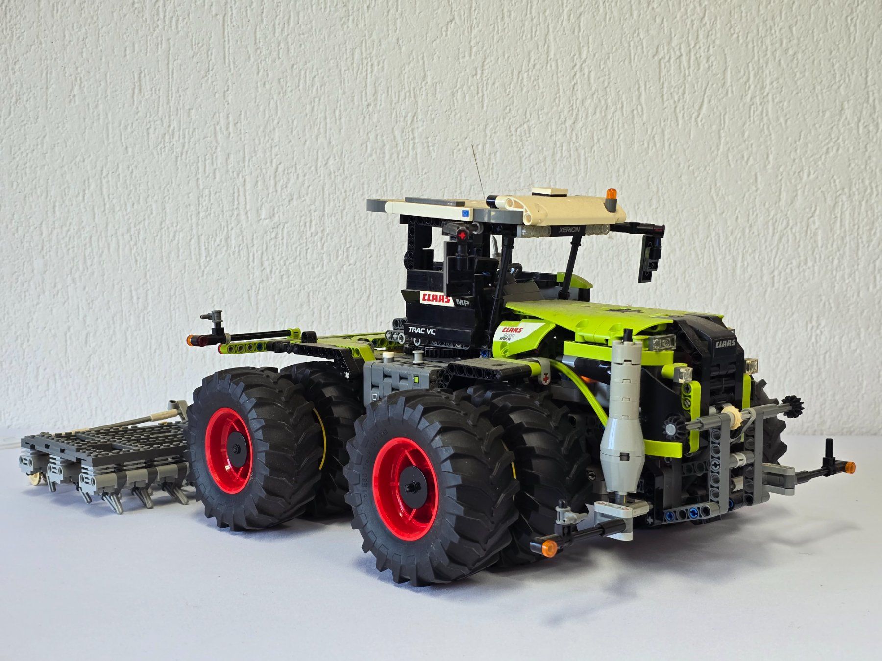 Lego Baukästen: Lego Technics, Claas Trac VC, 5000 Xerion, Staubig – Gebraucht aus Kloten von Nicola2
