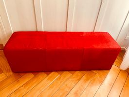 Rote Design-Sitzbank von Mobitare – Rosshaarpolster