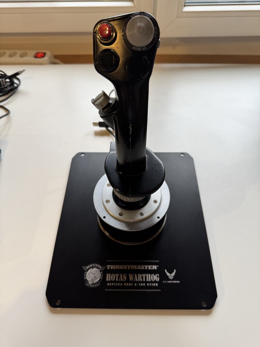 Thrustmaster Controller: Thrustmaster HOTAS Warthog (Joystick + Throttle) – Usato da Wohlen b. Bern venduto da col_fnb5 1