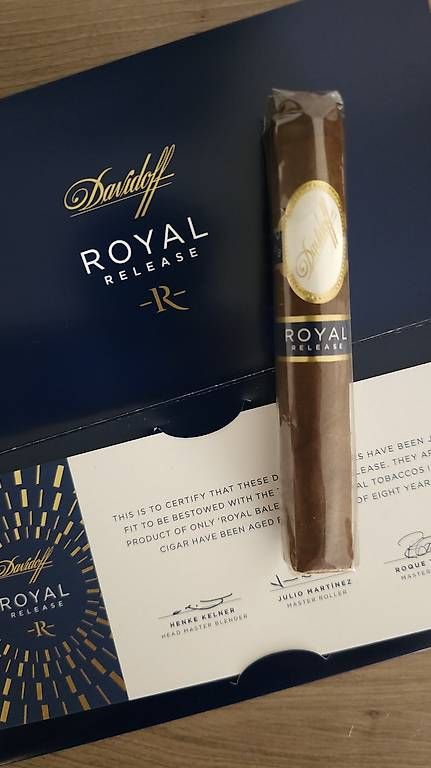 Sigari: Davidoff Royal Release Robusto 2017 – Usato da Nürensdorf venduto da adr_rt5r